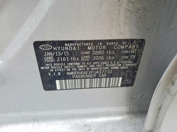 2015 HYUNDAI ELANTRA GLS(Middle)