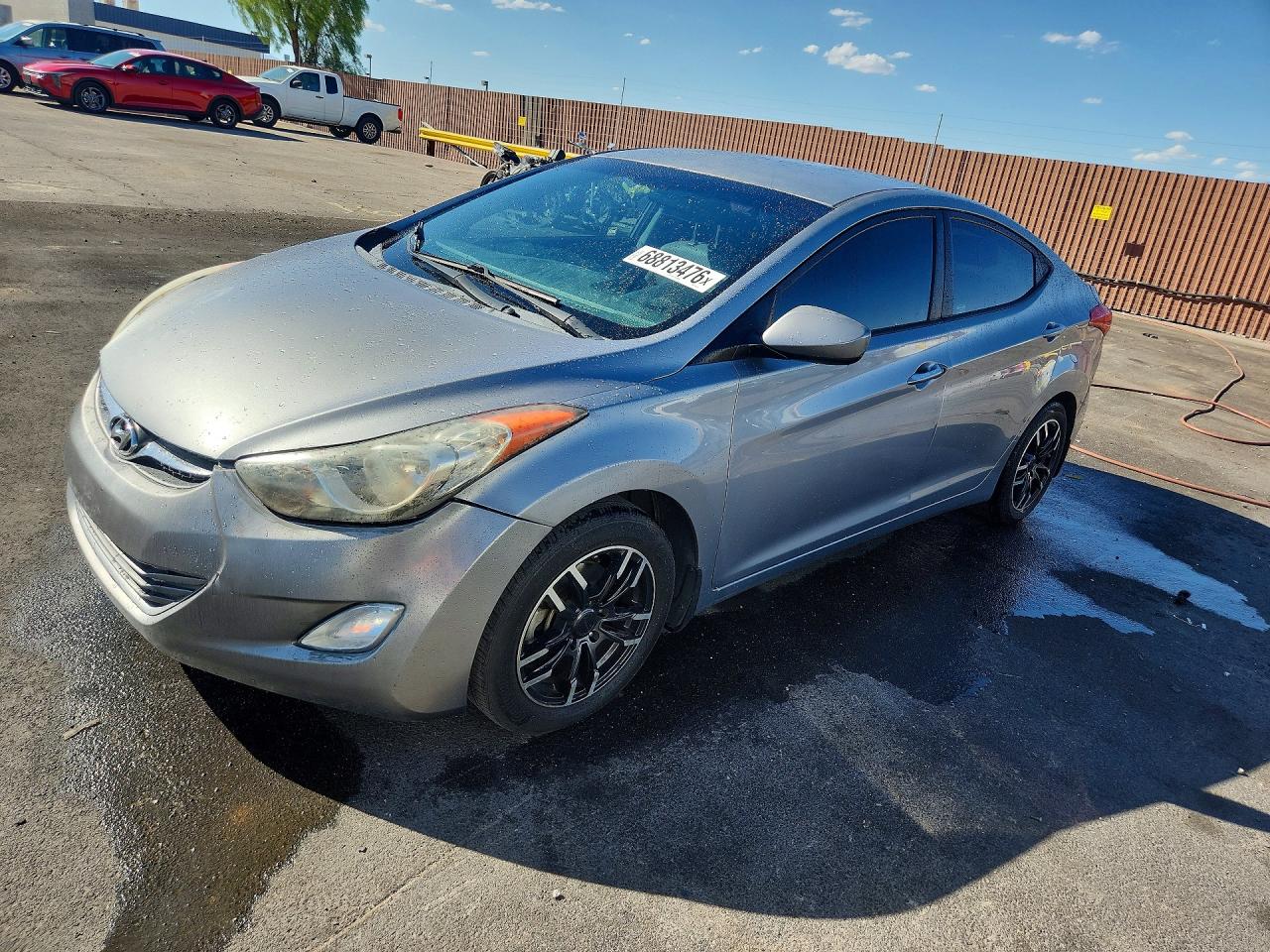 2013 HYUNDAI ELANTRA