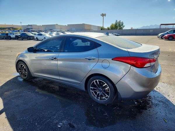 2013 HYUNDAI ELANTRA