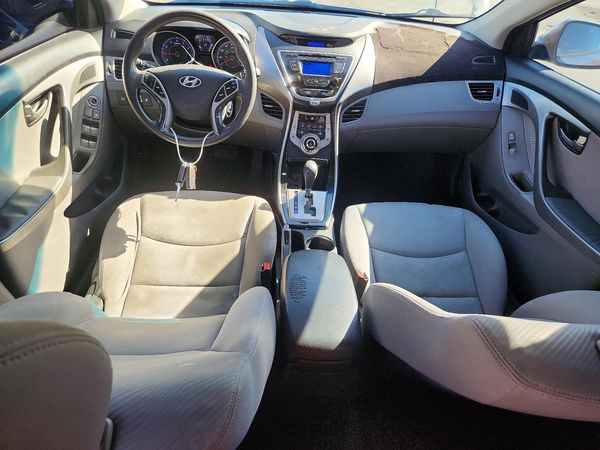 2013 HYUNDAI ELANTRA