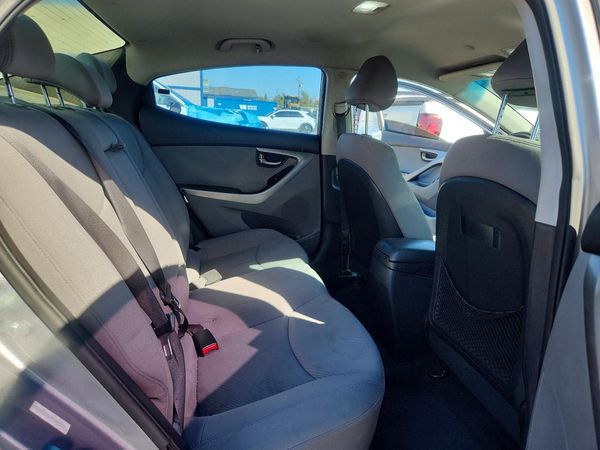 2013 HYUNDAI ELANTRA