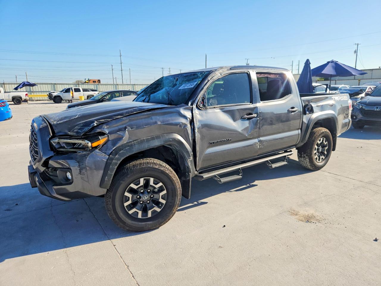 2021 TOYOTA TACOMA SR5 — Front 3/4