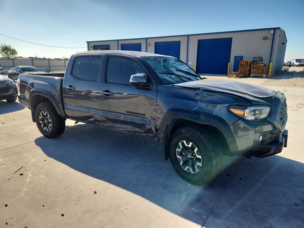 2021 TOYOTA TACOMA SR5 — Passenger 3/4