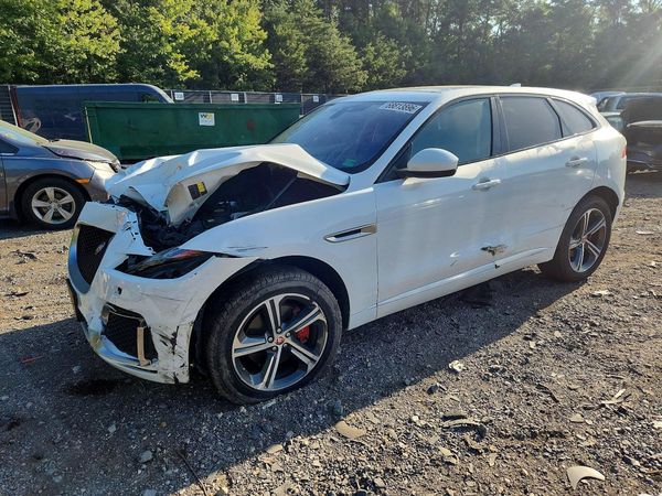 2018 JAGUAR F-PACE — Front 3/4