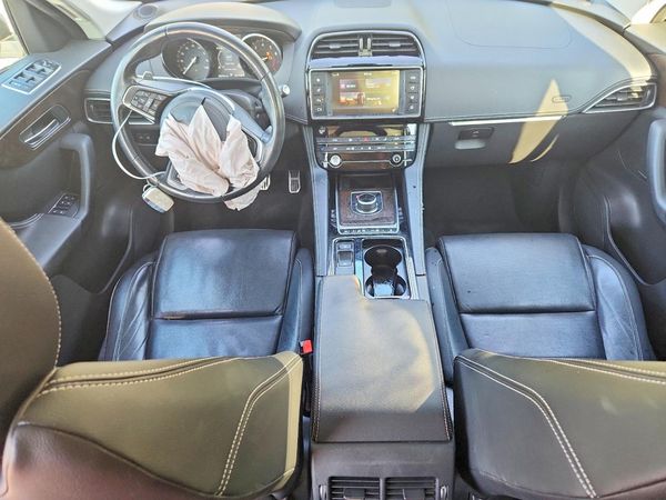 2018 JAGUAR F-PACE — CKPT