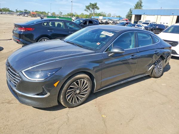 2023 HYUNDAI SONATA SEL — Front 3/4