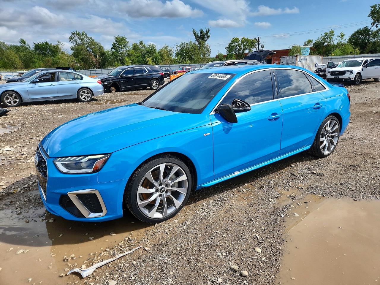 2020 AUDI A4 quattro Premium Plus