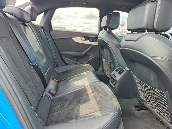 2020 AUDI A4 quattro Premium Plus