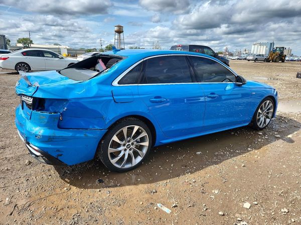 2020 AUDI A4 quattro Premium Plus