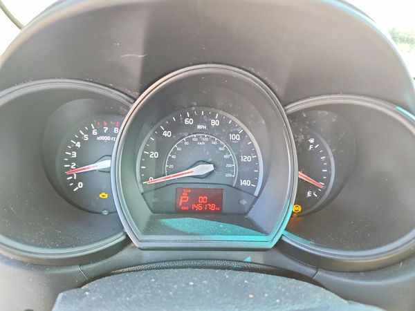 2013 KIA RIO LX