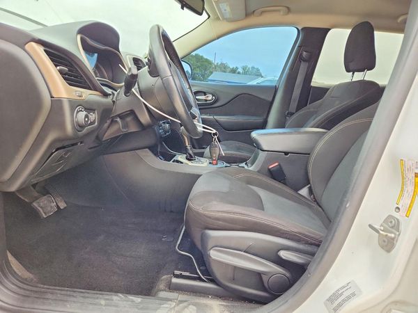 2016 JEEP CHEROKEE Latitude/Longitude/North — DENT