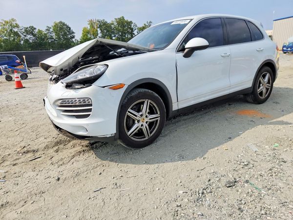 2014 PORSCHE CAYENNE — DSFA — Front 3/4