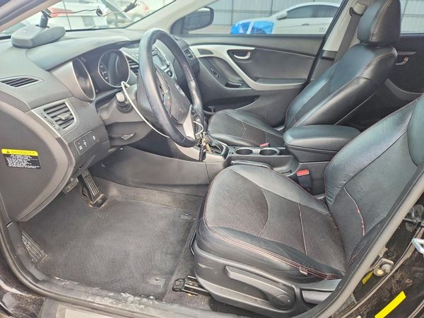 2015 HYUNDAI ELANTRA GLS(Middle) — DENT