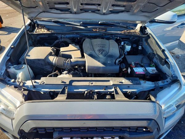 2019 TOYOTA TACOMA SR5 — Engine bay