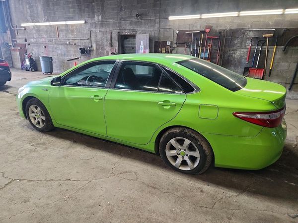 2015 TOYOTA CAMRY SOLA Hybrid