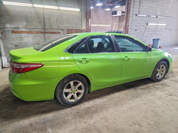 2015 TOYOTA CAMRY SOLA Hybrid