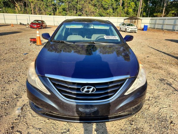 2013 HYUNDAI SONATA GLS/ GLS Popular