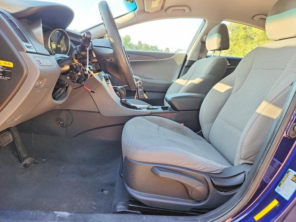 2013 HYUNDAI SONATA GLS/ GLS Popular