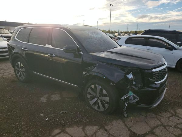 2021 KIA TELLURIDE S — Passenger 3/4