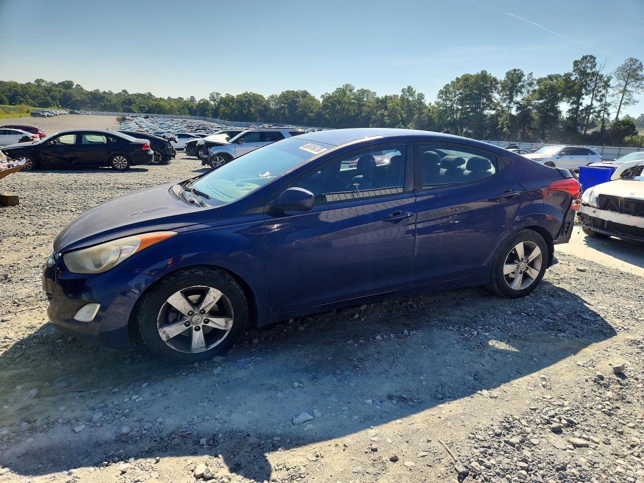 2013 HYUNDAI ELANTRA