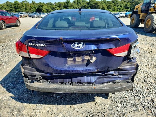2013 HYUNDAI ELANTRA
