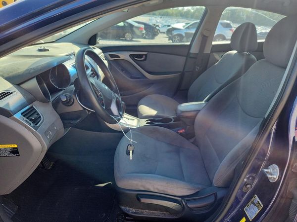 2013 HYUNDAI ELANTRA