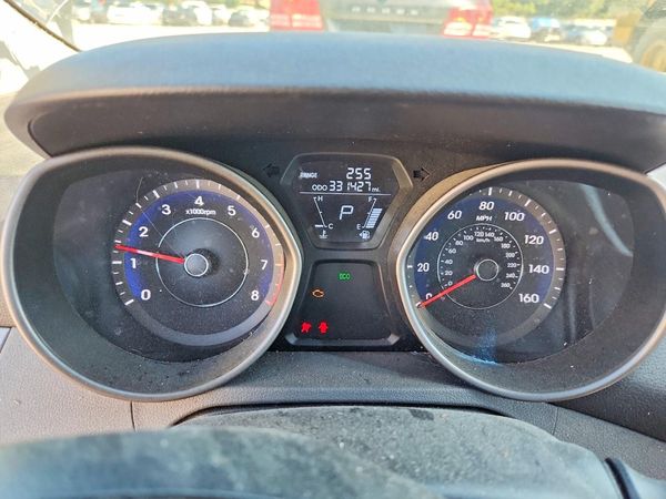 2013 HYUNDAI ELANTRA