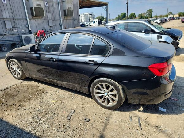 2016 BMW 320