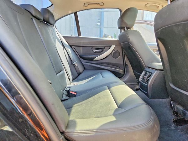 2016 BMW 320