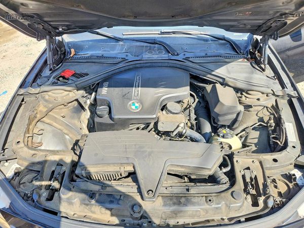 2016 BMW 320