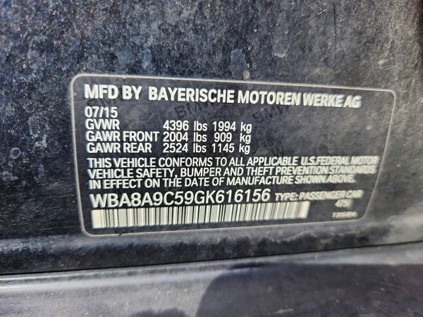 2016 BMW 320