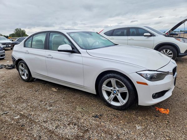 2013 BMW 328 xDrive — Passenger 3/4