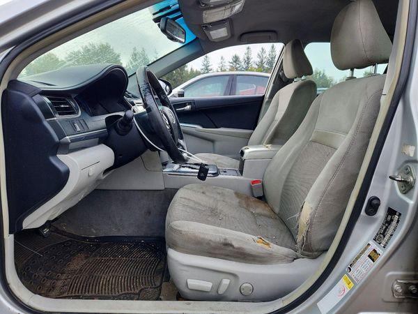 2013 TOYOTA CAMRY Hybrid — DENT