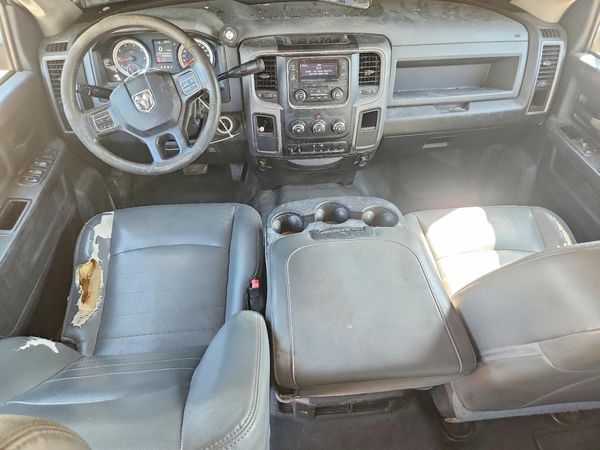 2017 RAM 2500 ST CREW CAB 4X2
