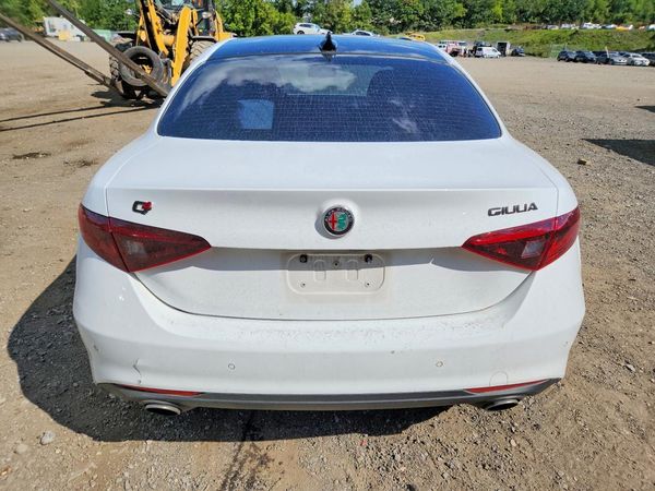 2018 ALFA ROMEO GIULIA AWD