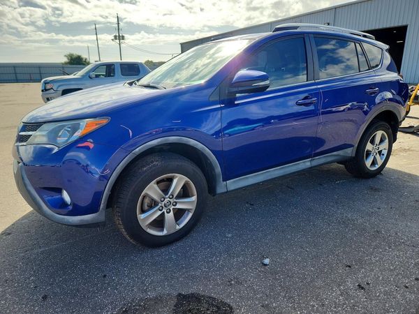 2015 TOYOTA RAV4 — DSFA — Front 3/4