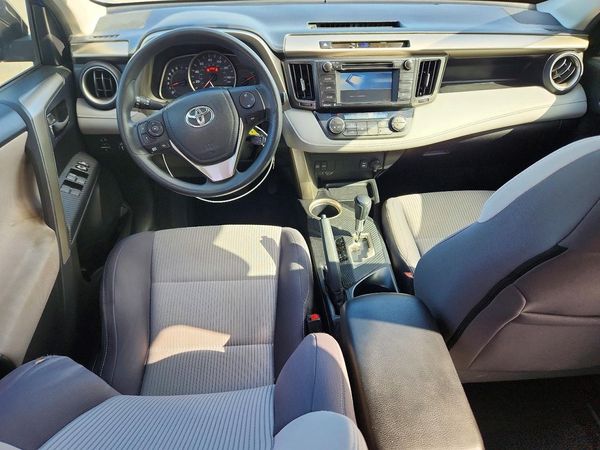 2015 TOYOTA RAV4 XLE (M Grade) — CKPT