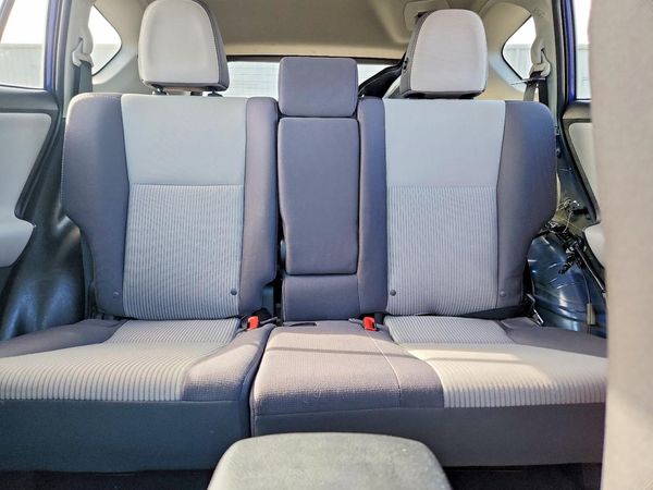 2015 TOYOTA RAV4 XLE (M Grade) — SUVN