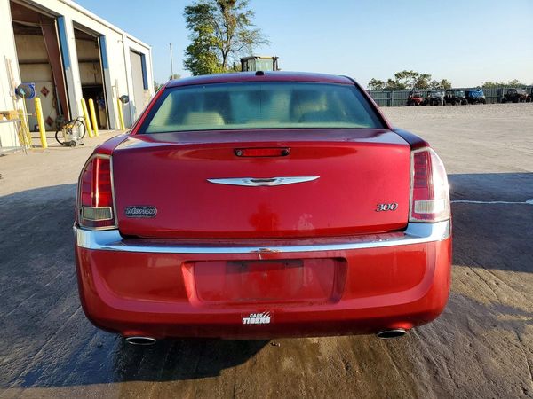 2013 CHRYSLER 300 Base/Limited