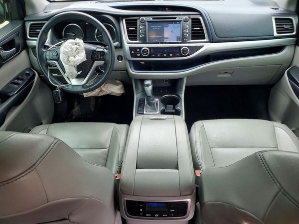 2016 TOYOTA HIGHLANDER — CKPT