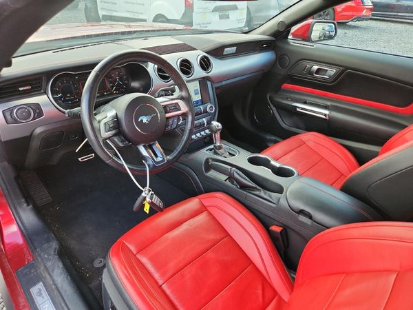 2023 FORD MUSTANG I4