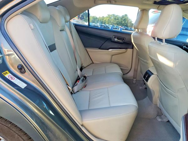 2014 TOYOTA CAMRY