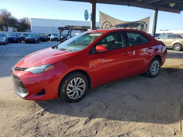 2018 TOYOTA COROLLA