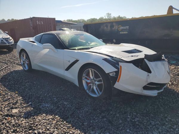 2015 CHEVROLET CORVETTE Stingray 3LT — Passenger 3/4