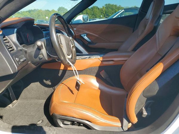 2015 CHEVROLET CORVETTE Stingray 3LT — DENT