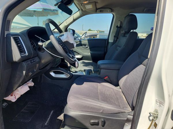 2023 NISSAN FRONTIER Crew Cab