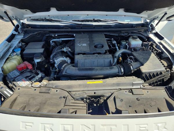 2023 NISSAN FRONTIER Crew Cab