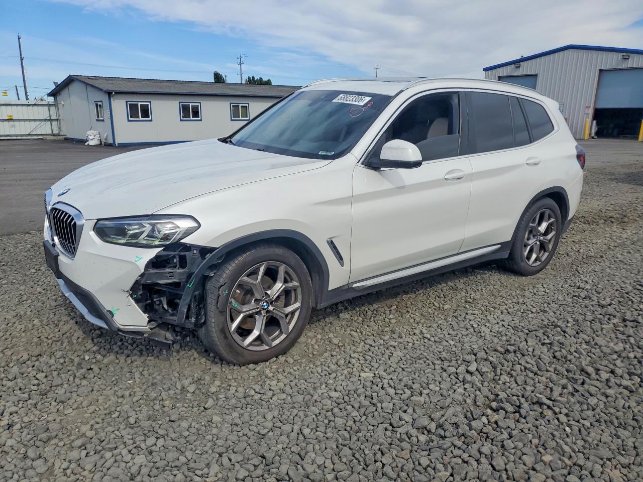 2022 BMW X3 — Front 3/4