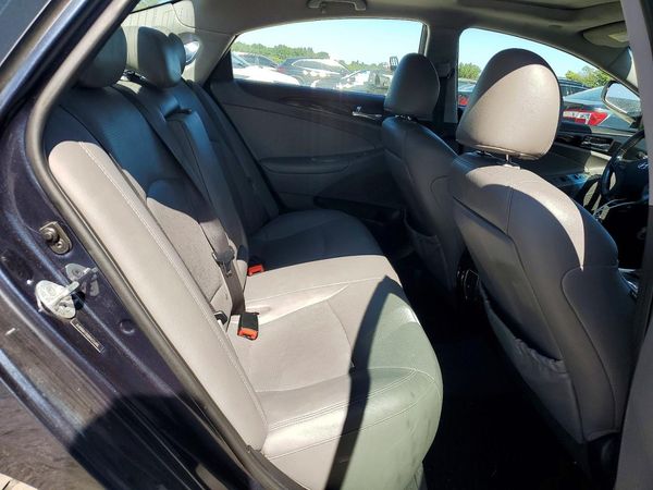 2014 HYUNDAI SONATA