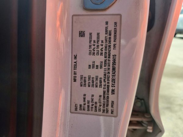 2021 TESLA MODEL 3